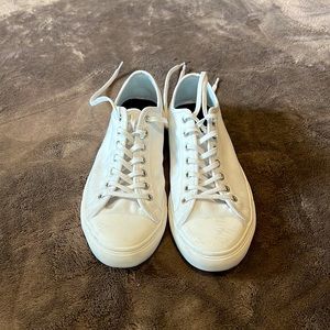 White shoes for men